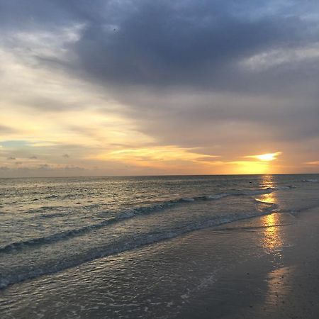 Oasis Villa Retreat Bradenton Ngoại thất bức ảnh