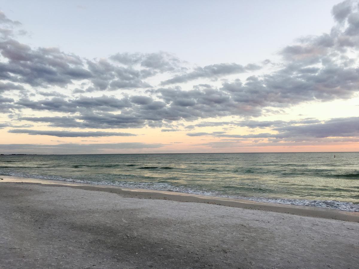 Oasis Villa Retreat Bradenton Ngoại thất bức ảnh